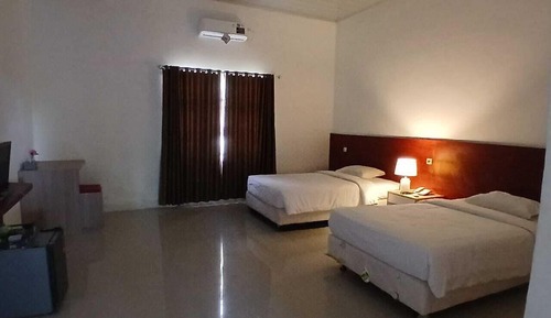 Economy Twin Room, Balcony