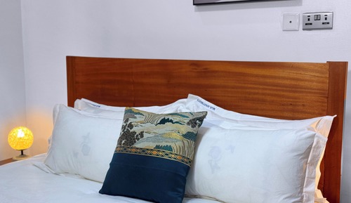 Comfort Apartment, Balcony, City View