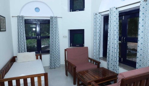 Comfort Cottage, Garden View