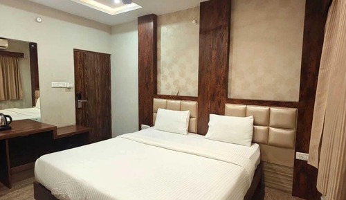 Junior Suite, City View