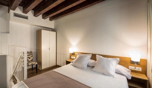 Family Apartment, City View