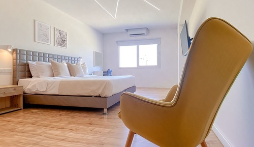 Comfort Studio, Lanai, City View