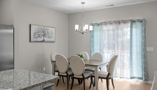 House, Multiple Beds, Patio, Garden View (1018 Main St)