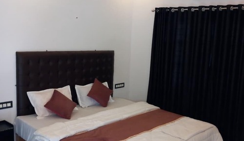 Deluxe Double Room, Garden View