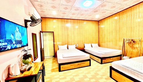 Family Triple Room, Balcony, Courtyard View