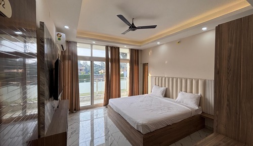 Deluxe Double Room, Balcony, Garden View
