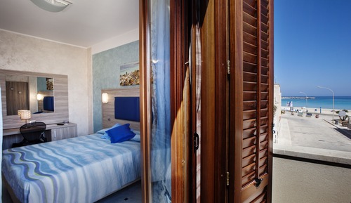 Standard Double Room, Balcony, Partial Sea View