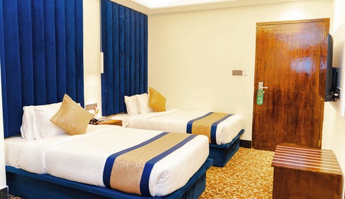 Deluxe Twin Room, City View