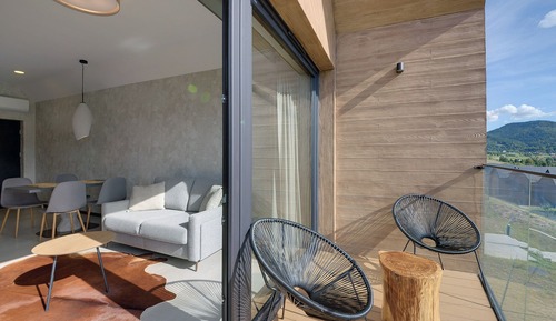 Elite Apartment, Balcony, Mountain View