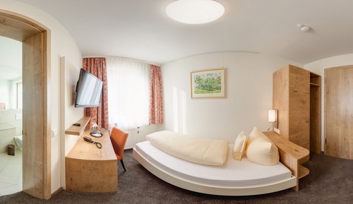 Classic Single Room