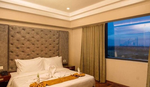 Deluxe Double Room, Lake View