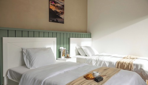 Deluxe Studio, 2 Double Beds, Non Smoking, City View