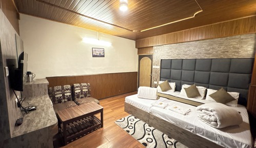 Deluxe Triple Room
