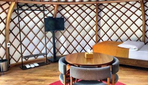 Quadruple Room, Mountain View