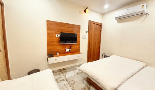 Superior Triple Room