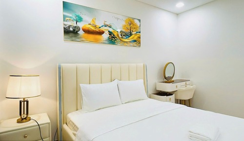 Premier Apartment, 3 Bedrooms, Balcony, City View