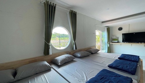 Resort Big Room