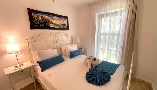 Exclusive Villa, Garden View