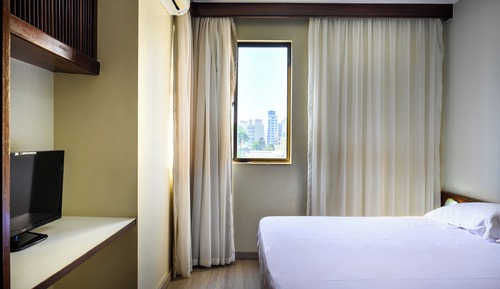 Standard Studio, Kitchen, City View