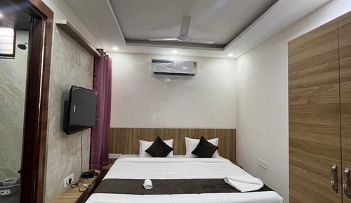 Classic Double Room, Garden View