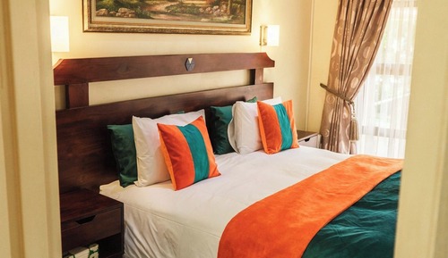 Deluxe Suite, Garden View