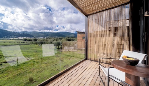 Basic Chalet, Hill View