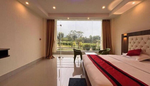 Family Quadruple Room, Hill View
