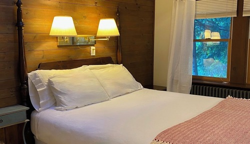 Deluxe Room, Multiple Beds