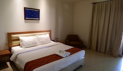Sanghyang Deluxe