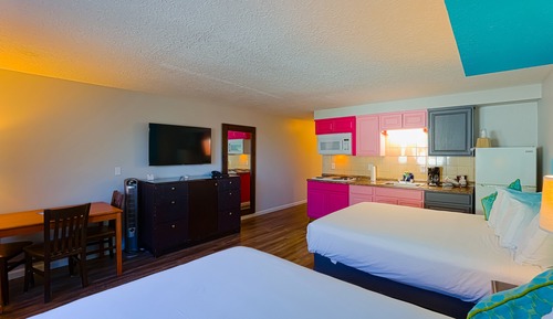Premium Room, 2 Queen Beds, Kitchenette