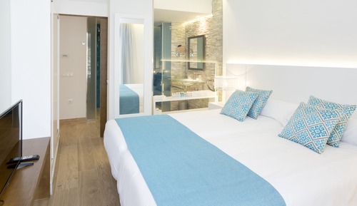 Suite, Balcony (2 adults)