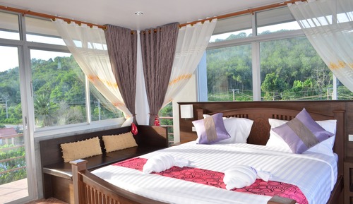  Deluxe Room with Balcony 