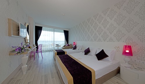 Economy Room