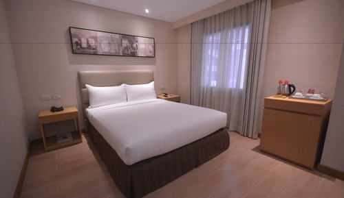 Business Room Suite