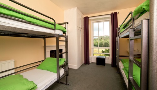 Room (4 Bed Private)
