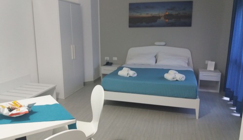 Basic Room, 1 Double Bed, Kitchenette