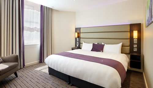 Standard Double Room, Accessible Bathtub