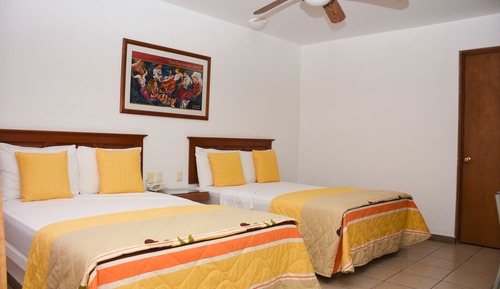Standard Room, 2 Double Beds
