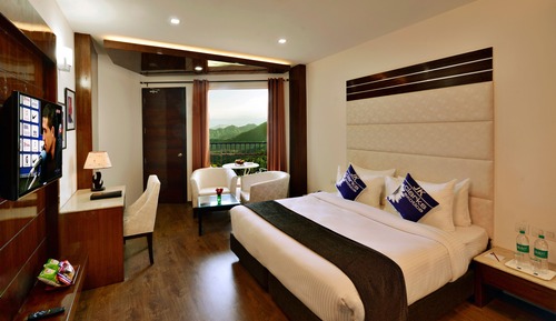 Deluxe Room Valley View with Balcony