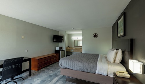 Deluxe Double Room Single Use