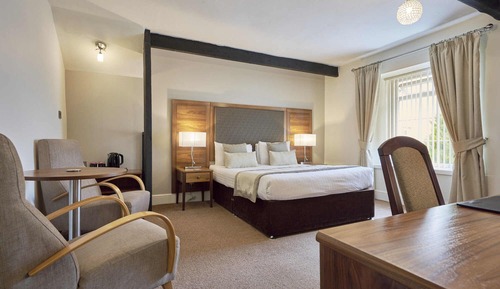 Superior Room (Courtyard Suite)