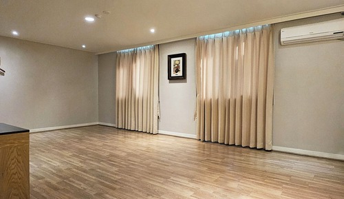 Suite Ondol Room