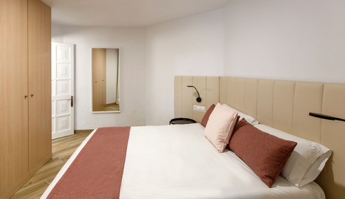 Basic Apartment, 1 Bedroom, Pool View