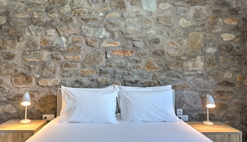 Family Suite with Land View