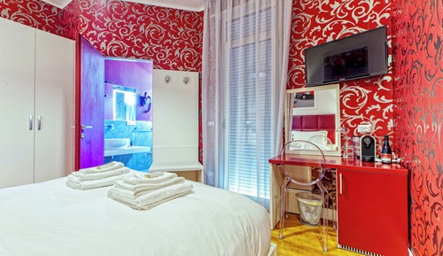Classic Double or Twin Room, Balcony (Pettirosso)