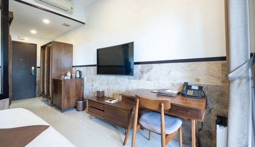 Superior King Garden & River View - Onsen, Sauna, Steam Sauna Inclusive