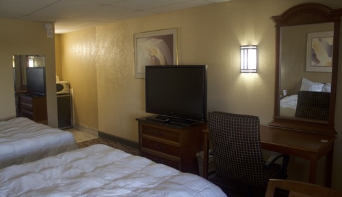 Standard Room, 2 Double Beds