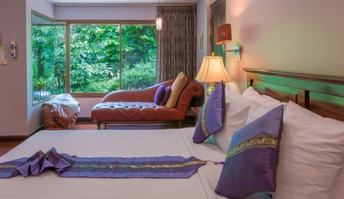 Deluxe Double or Twin Room