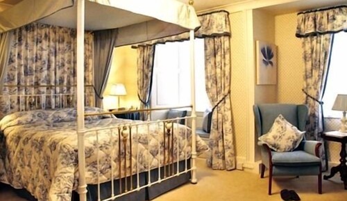 Room, 1 Queen Bed, Ensuite (Bath - 1, 6 & 9)