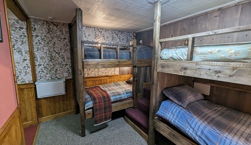 Premier Room, Multiple Beds, Private Bathroom, Garden View